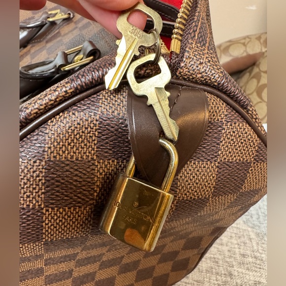$1,390 USE LOUIS VUITTON SPEEDY DAMIER EBENE CANVAS - Picture 16 of 17